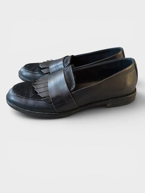 Sperry Black Leather Loafers Size 6.5