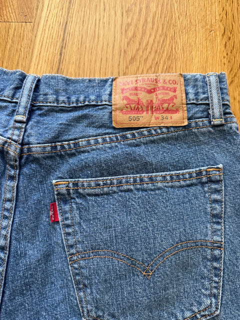 Levi's 505 Jorts Size 32