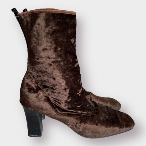 Y2K Caparros Brown Velvet Ankle Booties Size 8