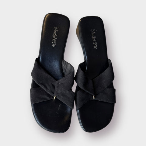 Y2K Madeline Stuart slides Size 8