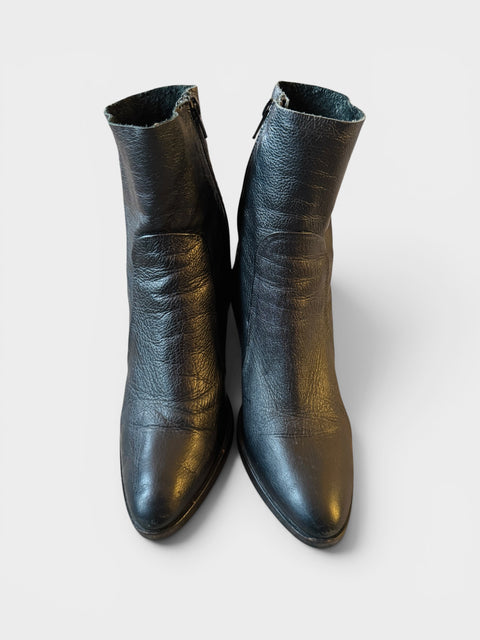 Y2K Black Chunky Heel Leather Boots size 9
