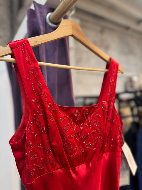 90s Bee Smart Dead Stock Red Gown Size S