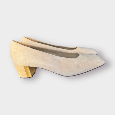 90s St. John Suede Heels Size 7.5