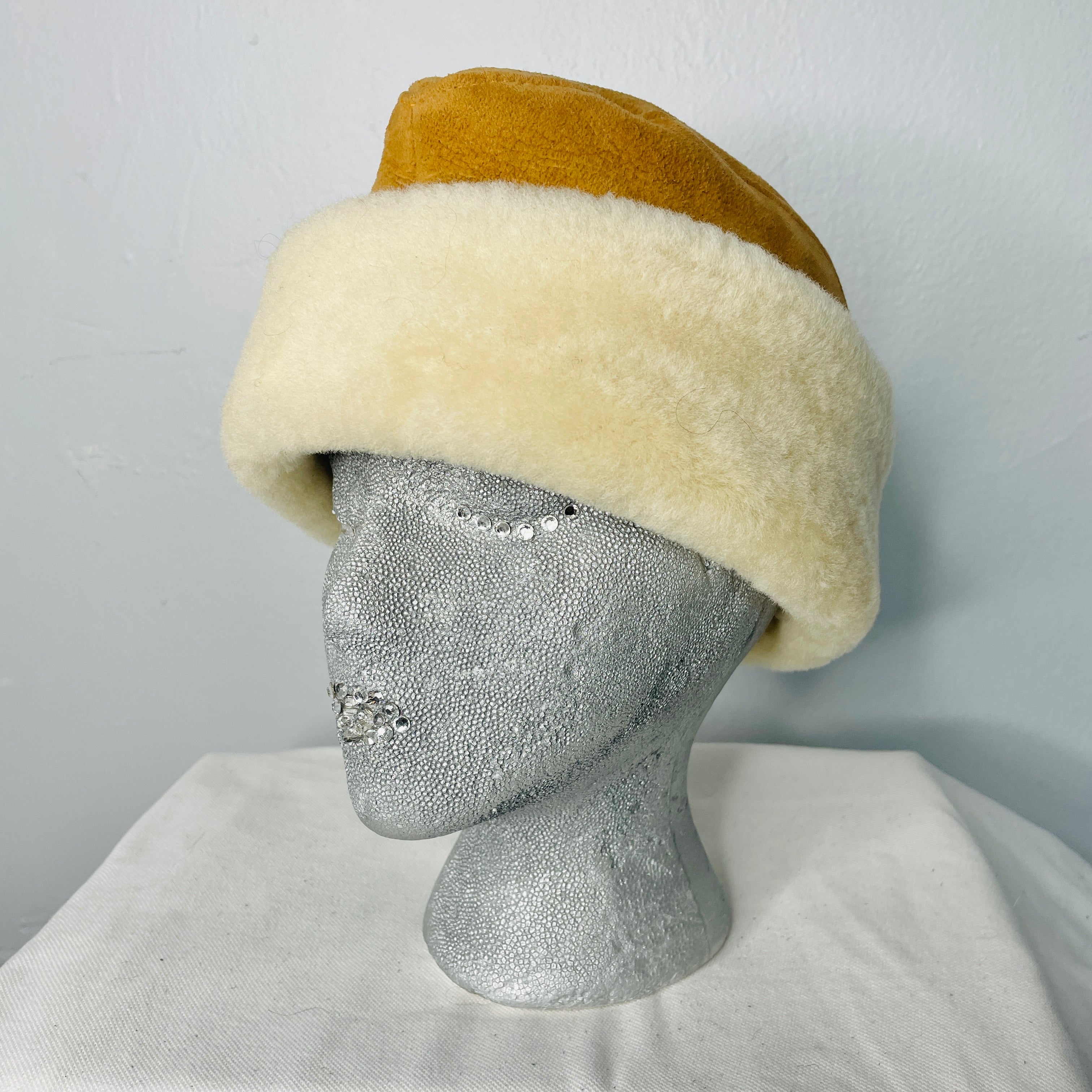 80s Eddie Bauer Tan Leather and Beige Shearling Hat