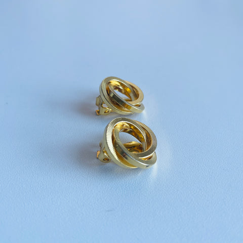 90s Gold Tone Twisted Stud Clip On Earrings