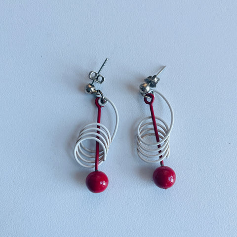 90s Red and White Drop Earrings