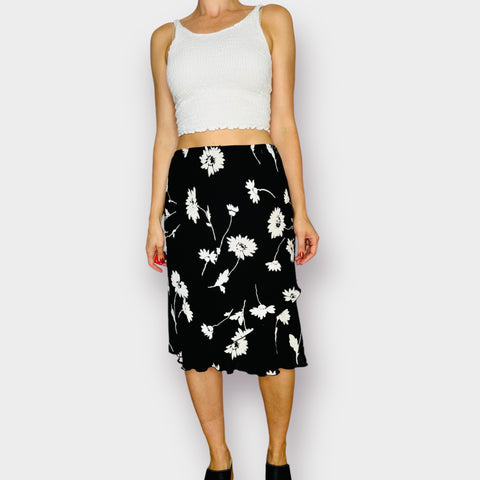 Y2K Black and White floral skirt