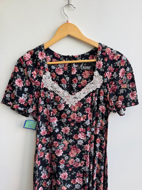 90s Arianna Floral Dress with lace collar Size S