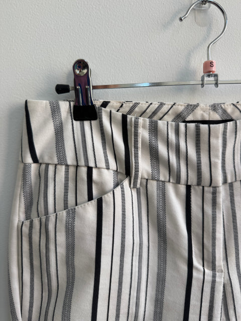 2000s 7th Ave Black White Striped Pants Size XS