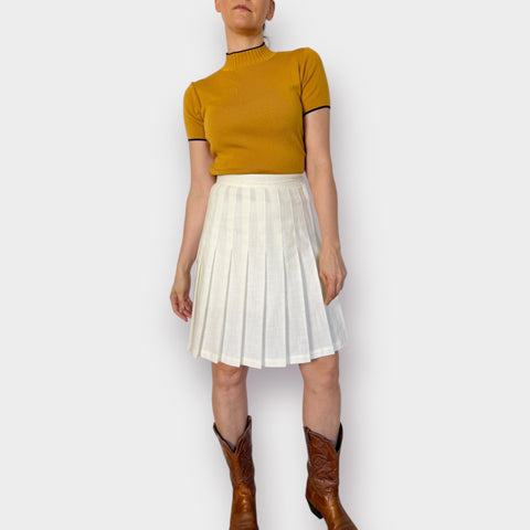 90s Michael K Cream Pleated Skirt Size S