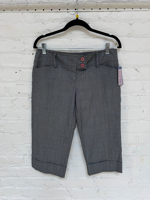 Y2K Tracy Evans Gray Plaid Capris Size 7