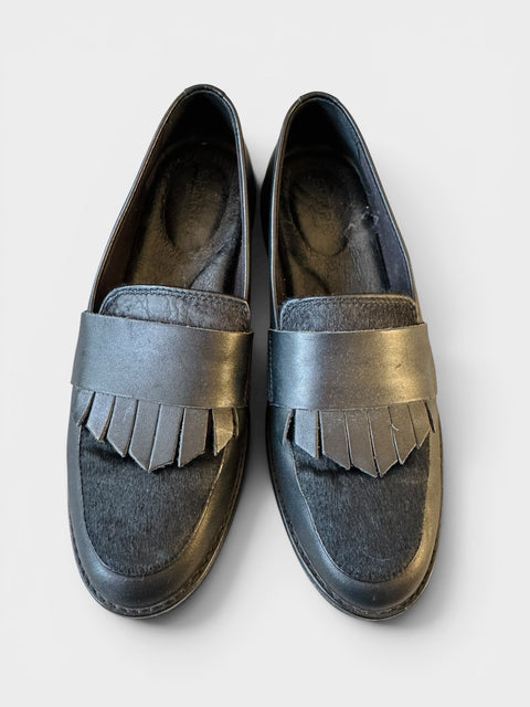 Sperry Black Leather Loafers Size 6.5