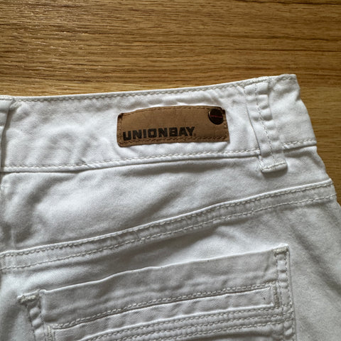 Y2K Union Bay White Long Shorts Size 3