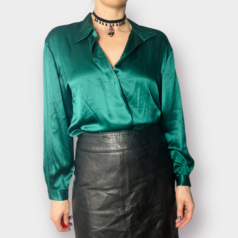 2000s Tahari Emerald Green Silk Blouse